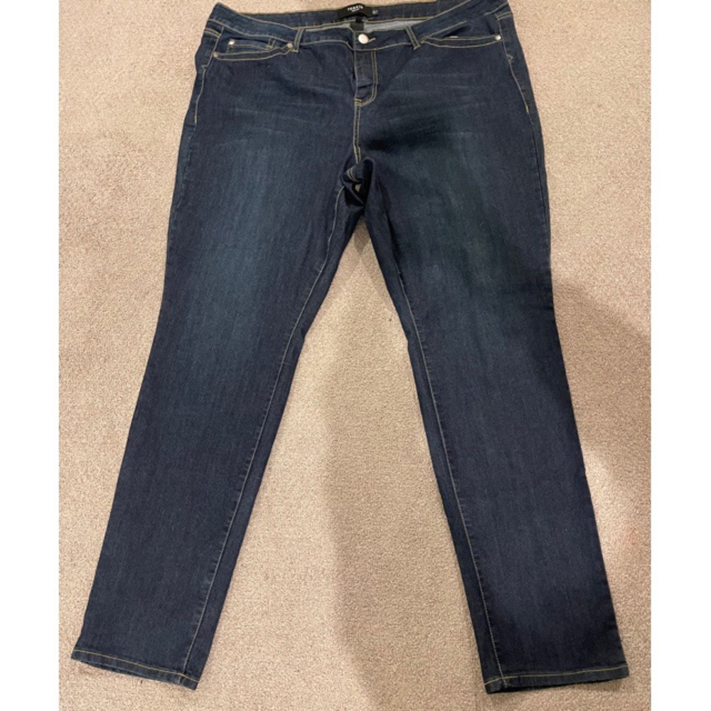 Torrid Size 24T Straight Leg Denim Jeans